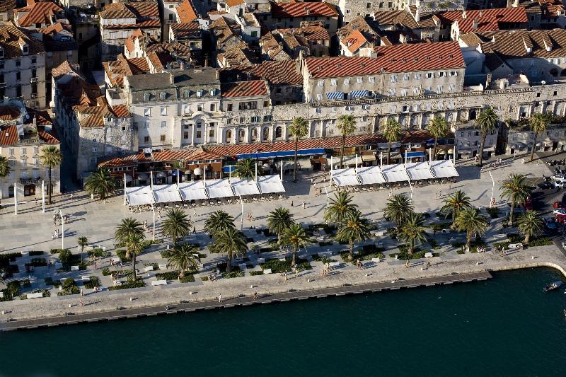 Hotell 4 In 4*